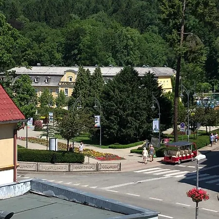 Przy Parku Zdrojowym Apartment Kudowa Zdroj